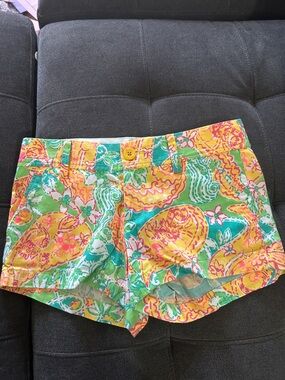 Vibrant Floral-Print Women's Shorts in Yellow & Green Lilly Pulitzer Size 0